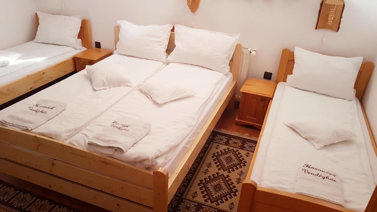 Hazanezo Panzio Bed & Breakfast Корунд Екстериор снимка